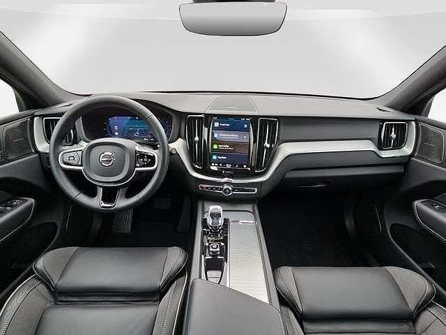 Gebraucht Volvo XC60 Plus 250 PS (183 kW) 2025 Schwarz SUV