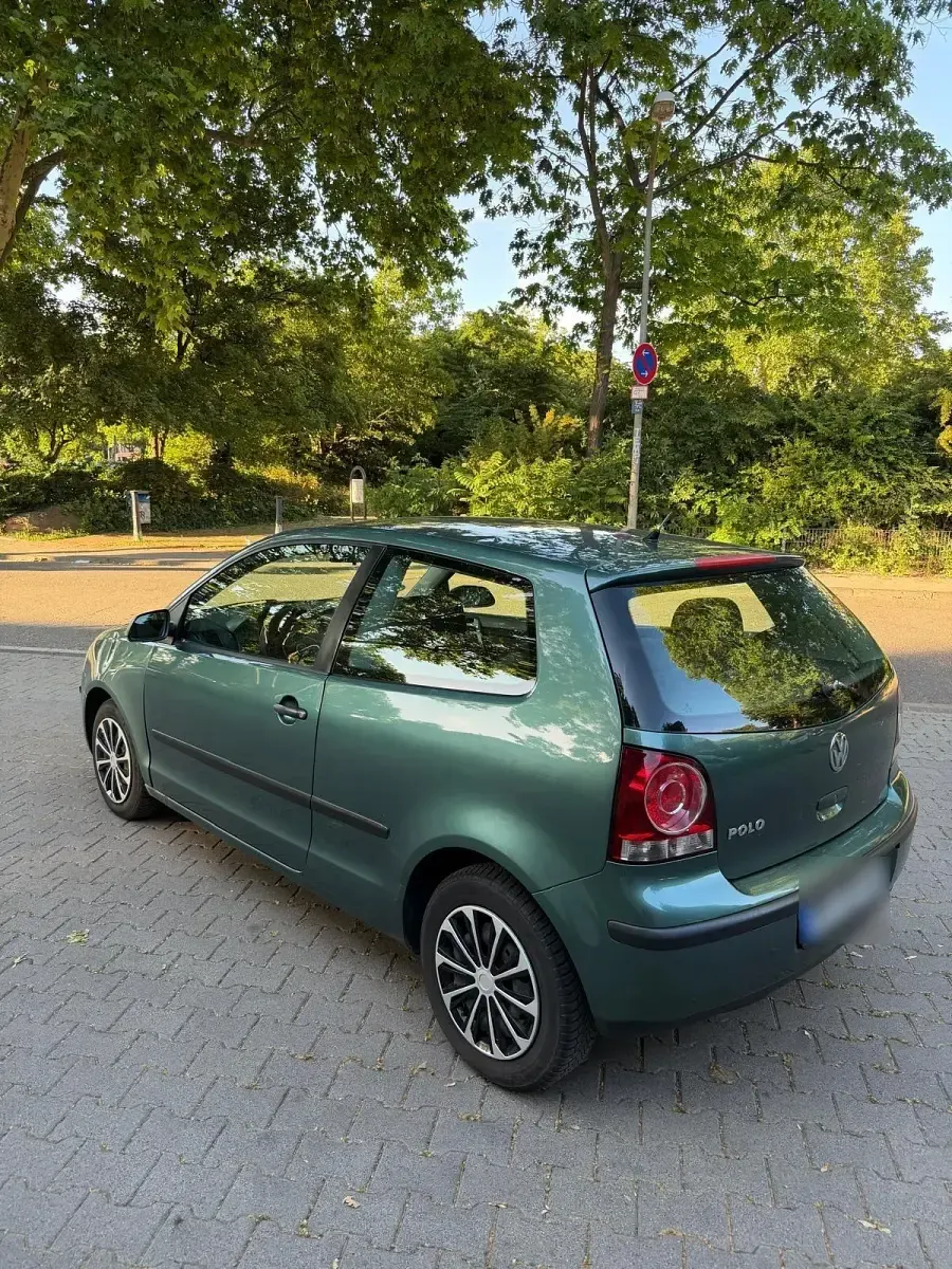 Gebraucht VW Polo 75 PS (55 kW) 2006 Grün Kleinwagen