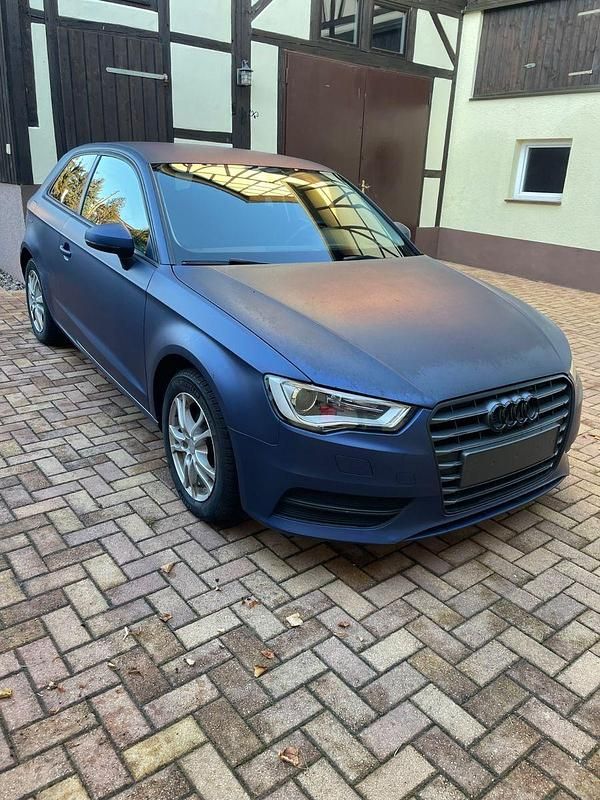 Gebraucht Audi A3 105 PS (77 kW) 2014 Blau Limousine