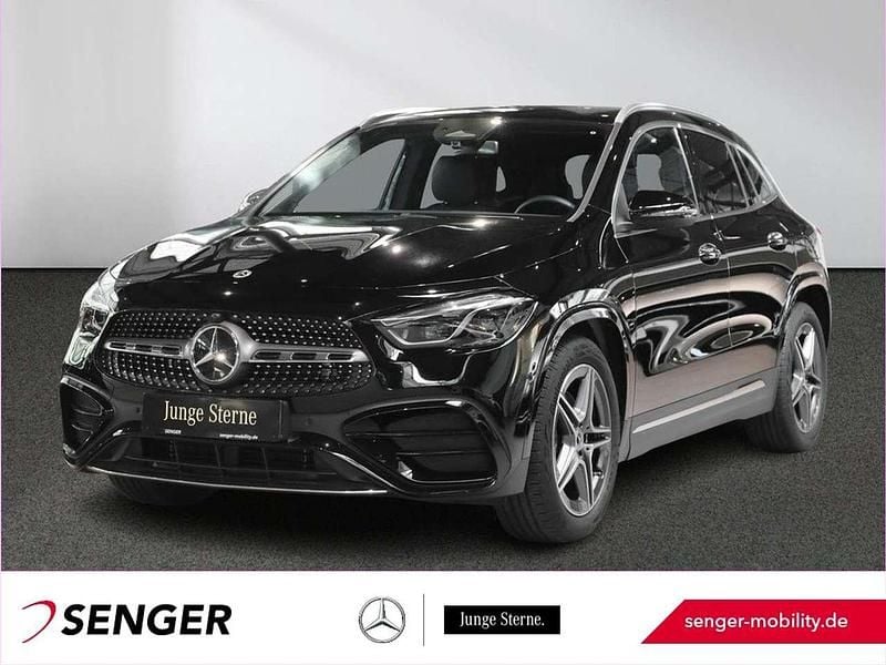 Schwarz Gebraucht 2024 Mercedes GLA200 AMG SUV | 37.440 € (Guter Preis) - Bild 1/3