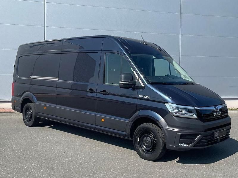 Gebraucht MAN TGE 163 PS (119 kW) 2024 Starlight blue metallic (metallic) Van