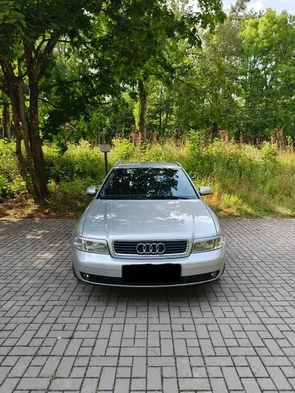 Gebraucht Audi A4 150 PS (110 kW) 2000 Silber Kombi