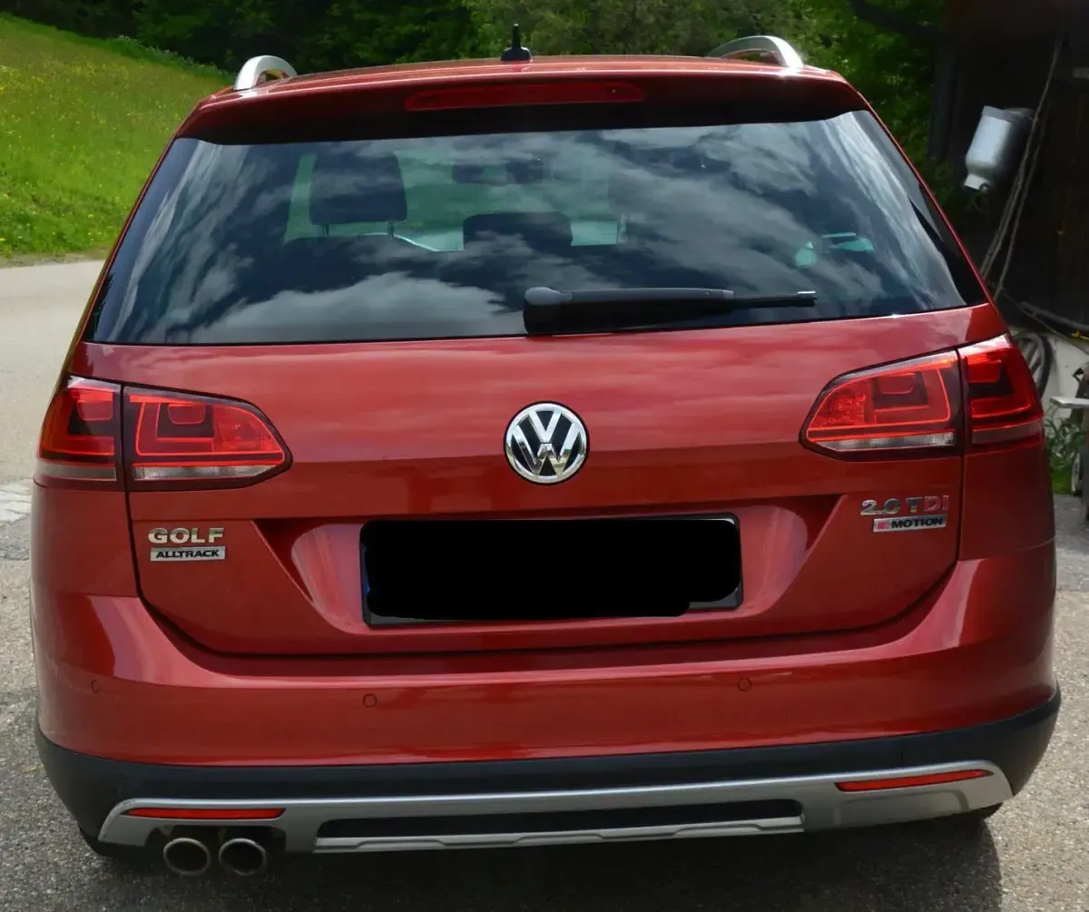 Gebraucht VW Golf Alltrack 184 PS (135 kW) 2016 Rot Kombi