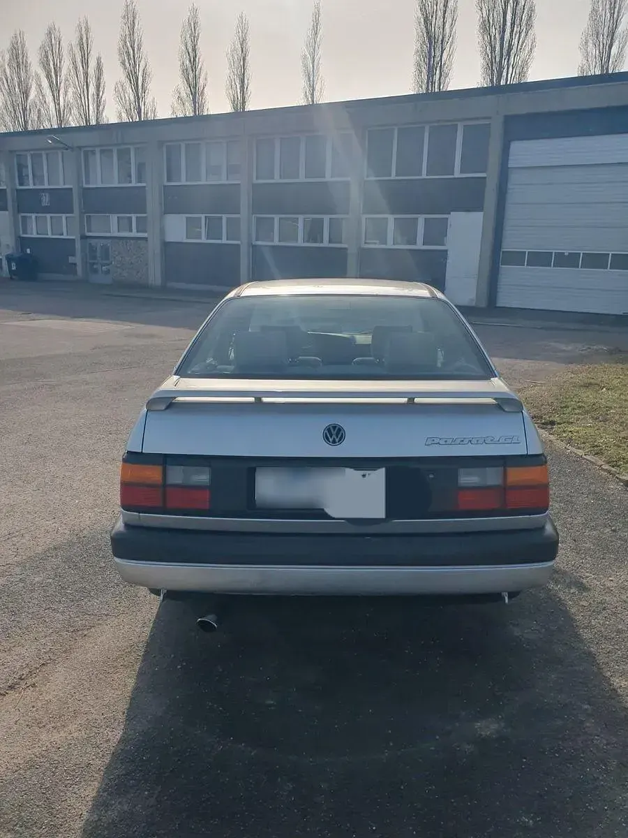 Gebraucht VW Passat 90 PS (66 kW) 1989 Silber Limousine