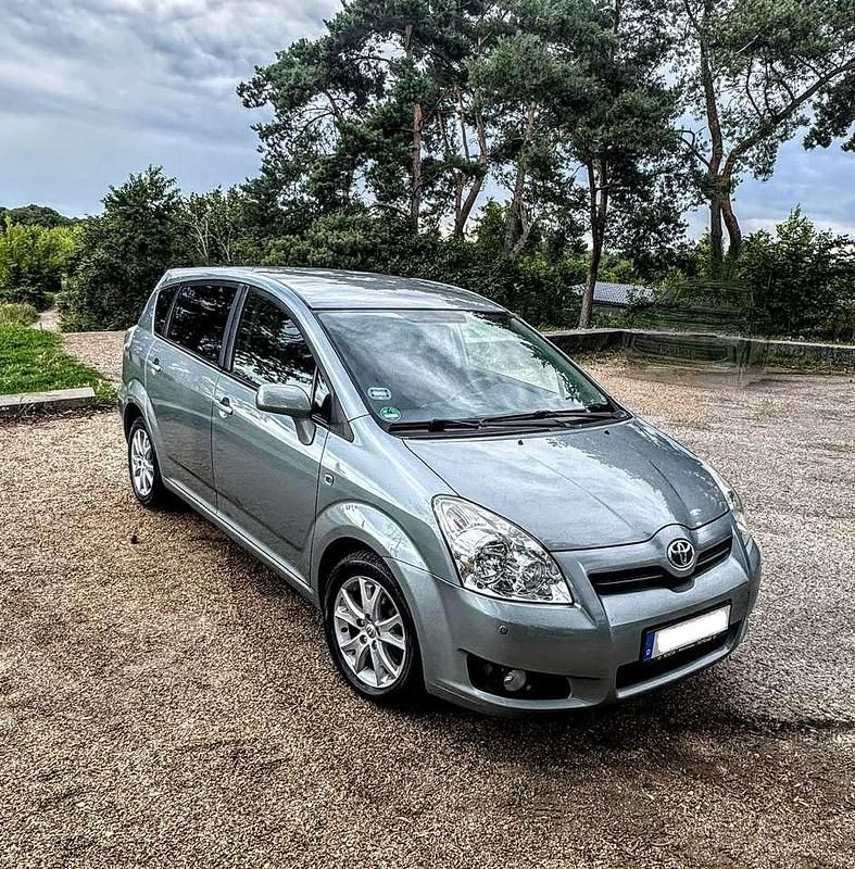 Gebraucht 2009 Toyota Corolla Verso Sol Van / Kleinbus | 6.500 € (Fairer Preis) - Bild 1/4