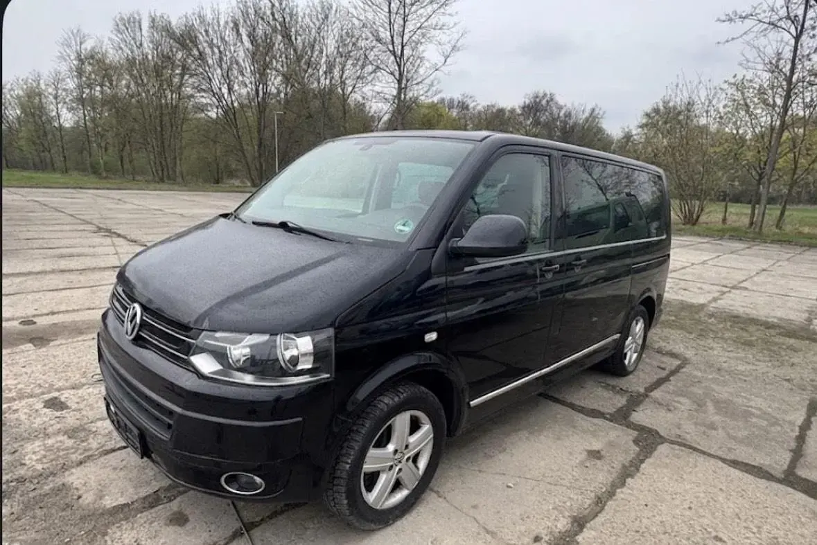Używany VW T5 Highline 180 KM (132 kW) 2011 Czarny Van