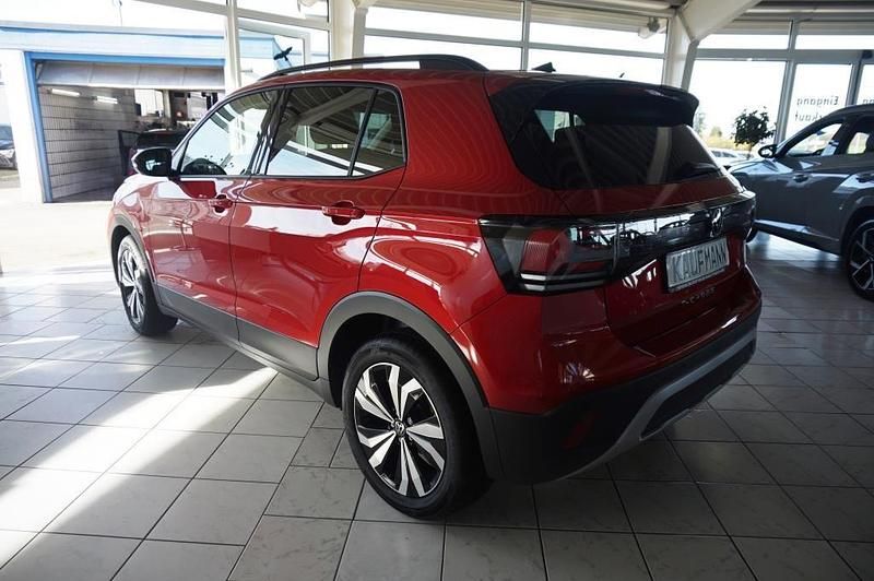 Neu VW T-Cross 150 PS (110 kW) 2025 Kings red SUV