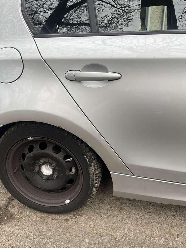 Gebraucht BMW 116 122 PS (89 kW) 2009 Grau Kleinwagen