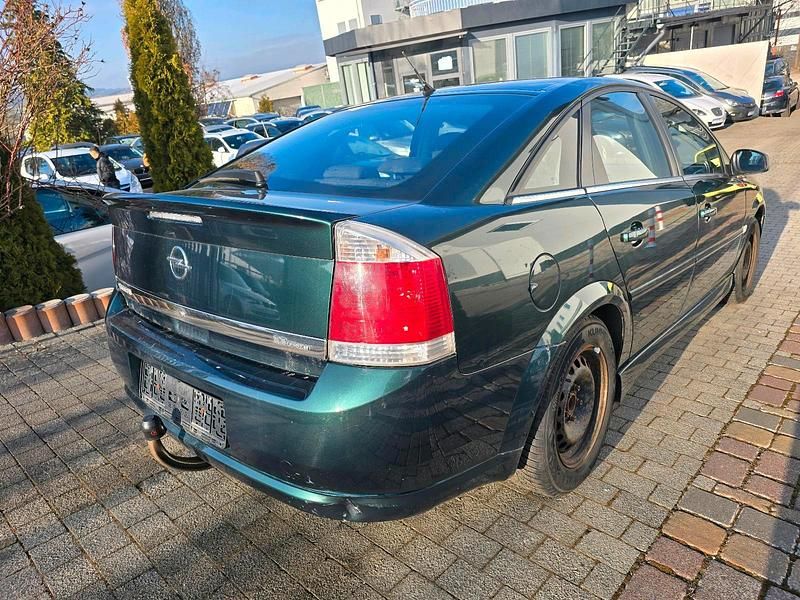 Gebraucht Opel Vectra Edition 155 PS (114 kW) 2007 Grün Limousine