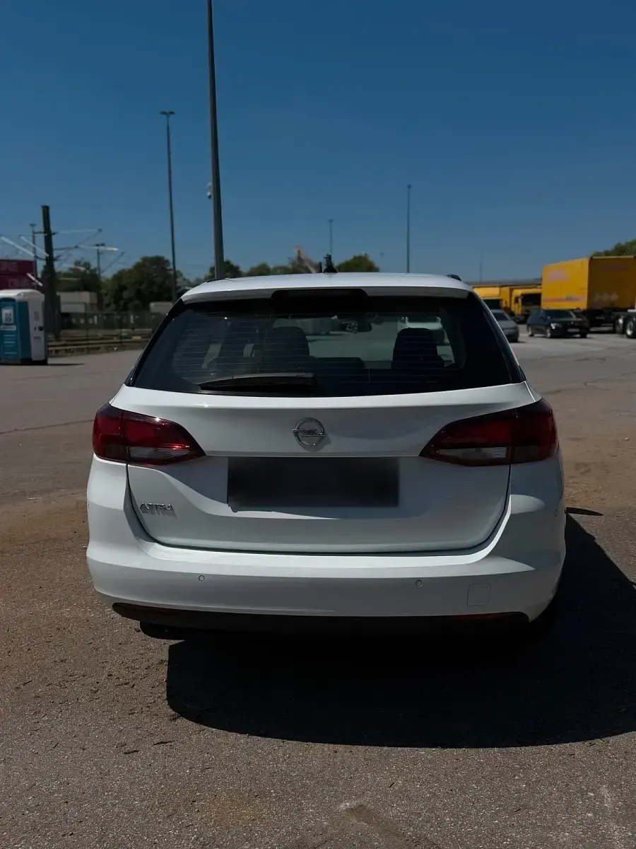 Gebraucht Opel Astra Edition 110 PS (80 kW) 2019 Weiß Kombi