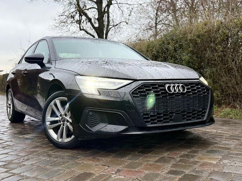 Schwarz Gebraucht 2020 Audi A3 Basis Limousine | 17.999 € (Guter Preis) - Bild 1/4