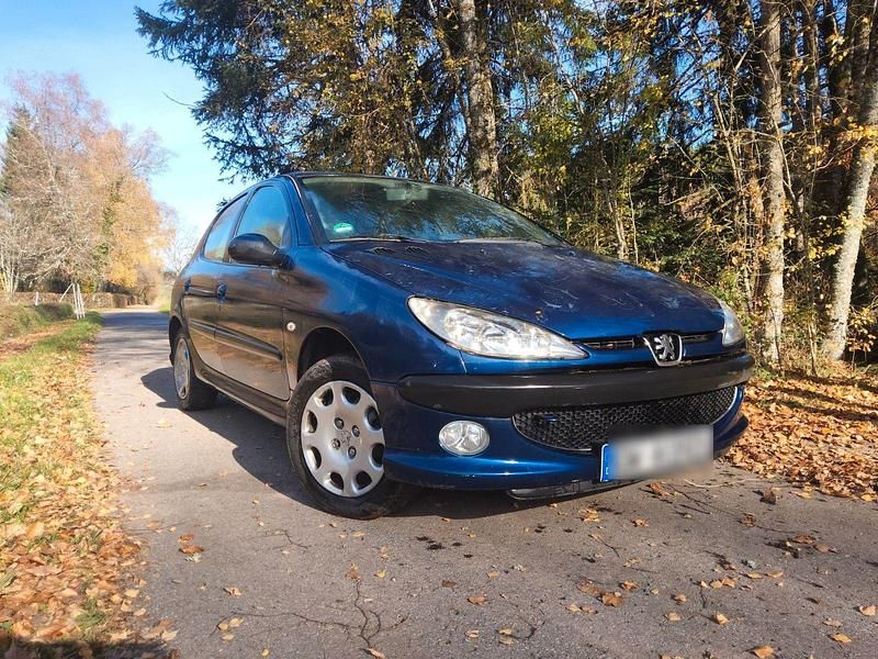 Blau Gebraucht 2006 Peugeot 206 Limousine | 500 € (Guter Preis) - Bild 1/4