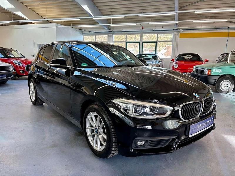 Gebraucht BMW 118 Advantage 136 PS (100 kW) 2018 Schwarz Kleinwagen