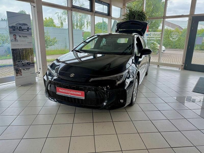 Neu Suzuki Swace Comfort+ 98 PS (72 kW) 2025 Schwarz Kombi