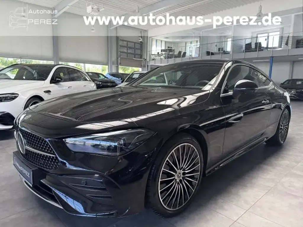 Gebraucht Mercedes 220 AMG 197 PS (144 kW) 2023 Obsidianschwarz (metallic) Coupé