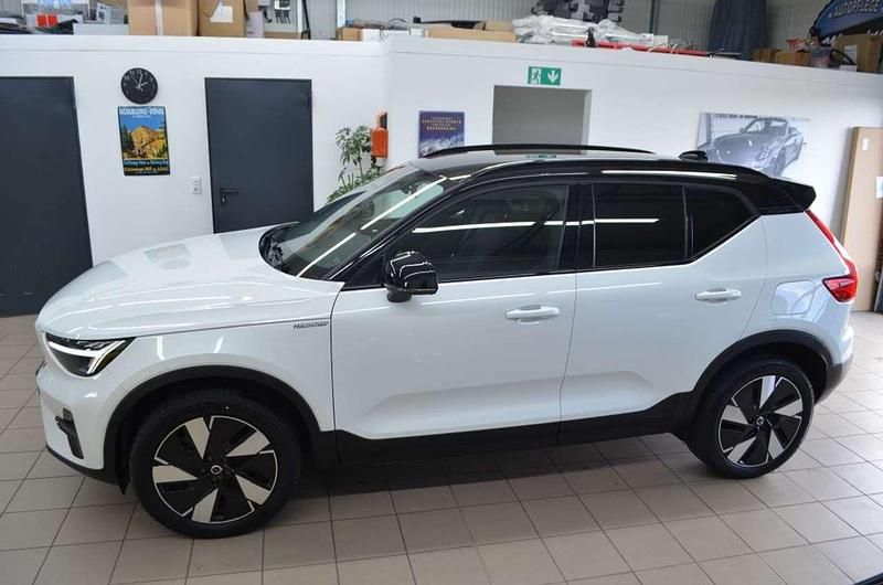 Gebraucht Volvo XC40 Plus 185 kW (252 PS) 2025 Weiß SUV