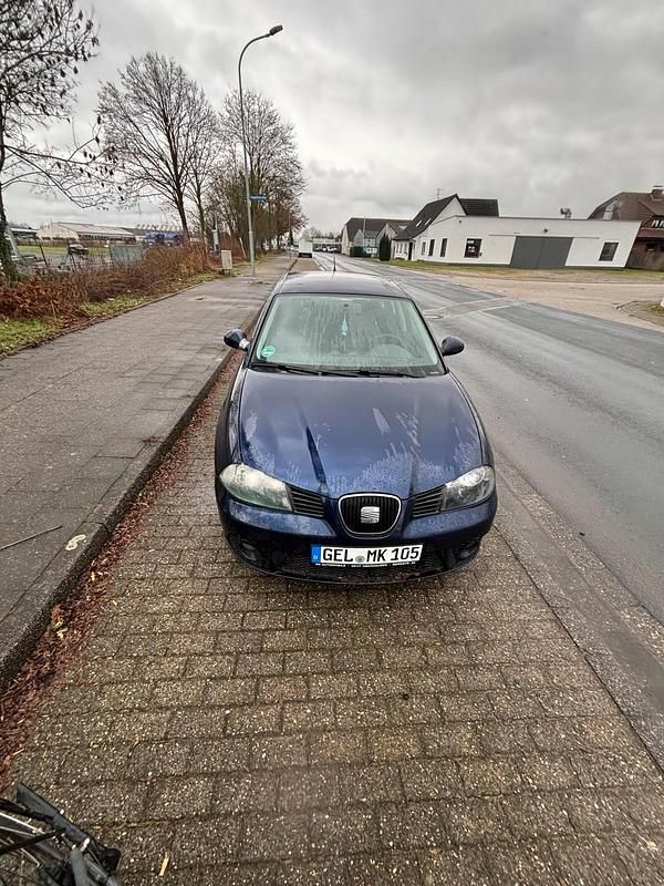 Blau Gebraucht 2006 Seat Ibiza Kleinwagen | 500 € (Superpreis) - Bild 1/3