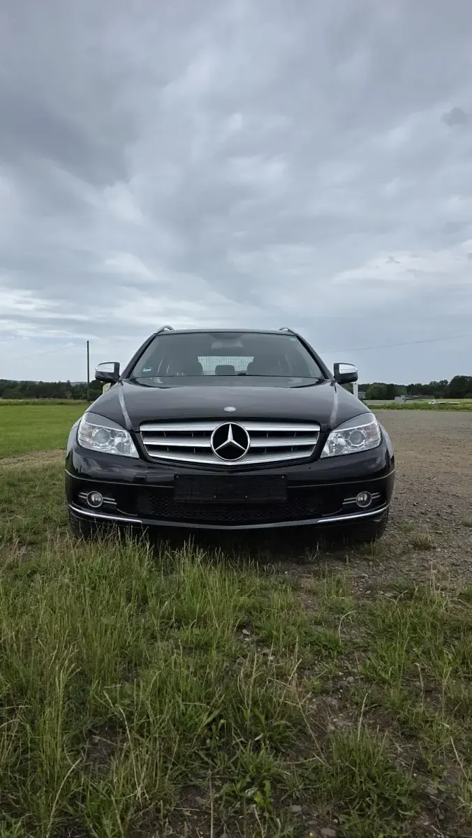 Gebraucht Mercedes C220 170 PS (125 kW) 2008 Schwarz Kombi