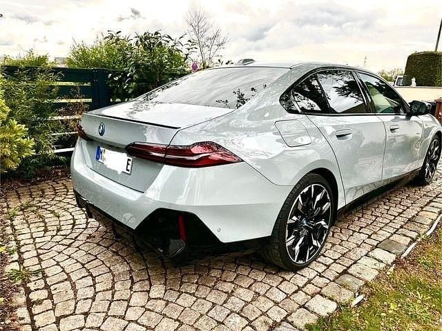 Gebraucht BMW i5 Performance 442 kW (601 PS) 2024 Grau Limousine