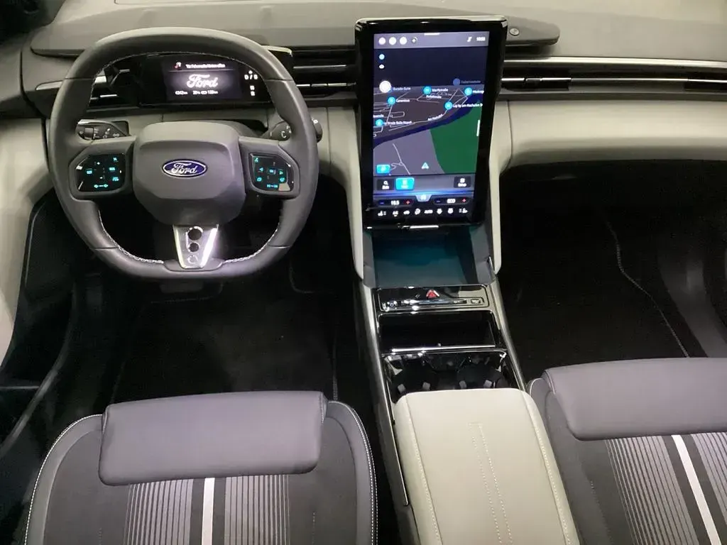 Gebraucht Ford Capri 239 kW (326 PS) 2025 Violett SUV