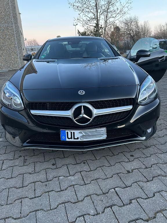 Gebraucht Mercedes SLC200 184 PS (135 kW) 2017 Schwarz Cabrio