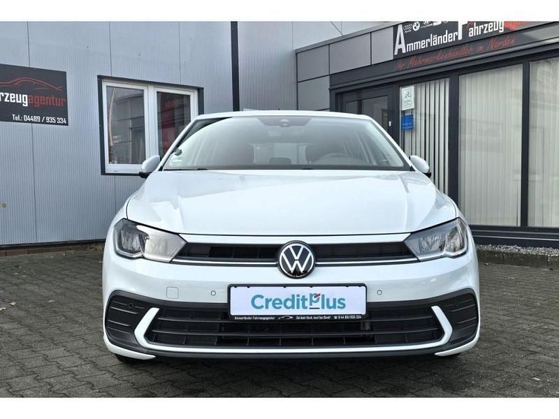 Gebraucht VW Polo Life 81 PS (59 kW) 2023 Pure white Kleinwagen