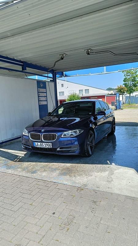 Blau Gebraucht 2015 BMW 535 Limousine | 18.500 € (Fairer Preis) - Bild 1/2