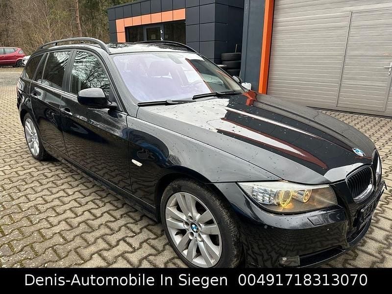 Gebraucht BMW 320 Sport Line 177 PS (130 kW) 2009 Schwarz Kombi