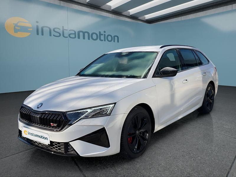 Weiß Gebraucht 2025 Skoda Octavia RS Kombi | 35.749 € (Fairer Preis) - Bild 1/4