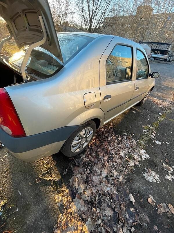 Gebraucht Dacia Logan 87 PS (63 kW) 2005 Beige Limousine