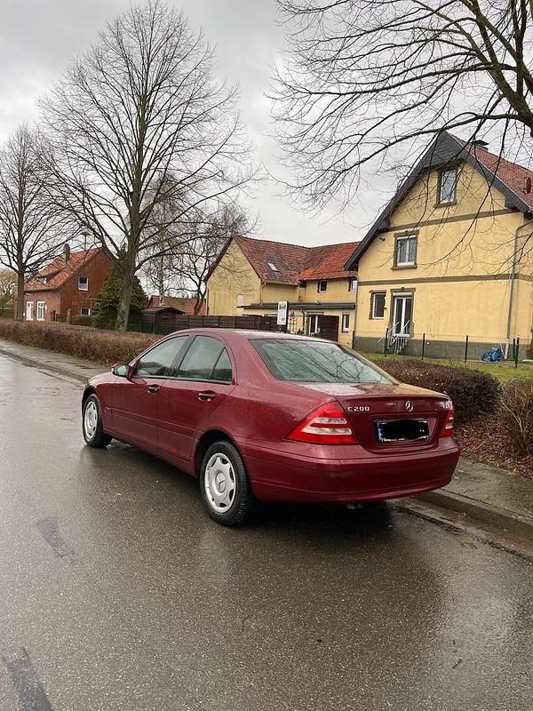 Gebraucht Mercedes C200 122 PS (89 kW) 2001 Limousine