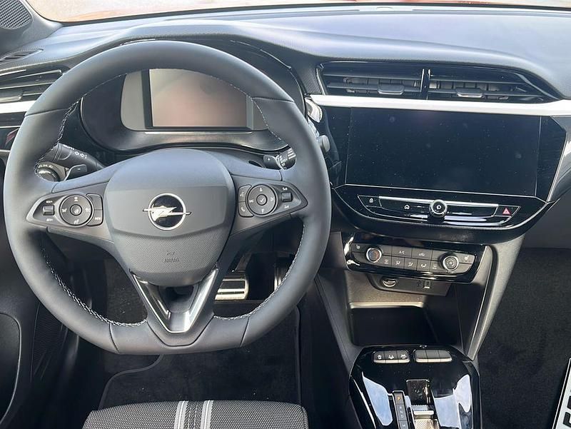 Gebraucht Opel Corsa 101 PS (74 kW) 2025 Rot Limousine