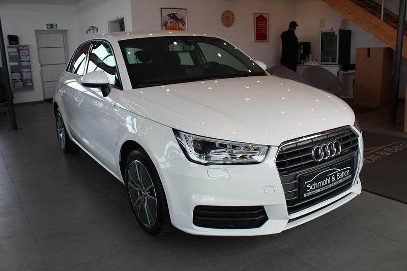 Gebraucht Audi A1 Sportback 95 PS (69 kW) 2017 Weiß Kleinwagen