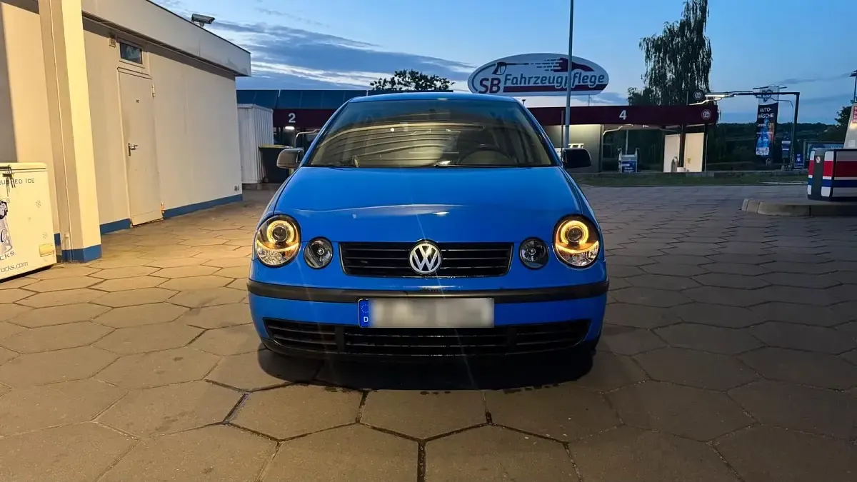 Gebraucht VW Polo 75 PS (55 kW) 2002 Blau Kleinwagen