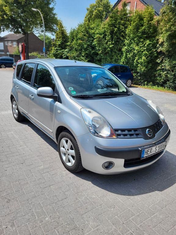 Silber Gebraucht 2006 Nissan Note Acenta Van / Kleinbus | 4.999 € (Fairer Preis) - Bild 1/4