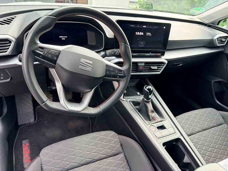 Gebraucht Seat Leon FR 150 PS (110 kW) 2022 Weiß Kombi