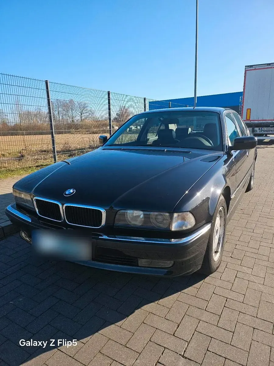 Gebraucht BMW 730 217 PS (159 kW) 1995 Schwarz Limousine