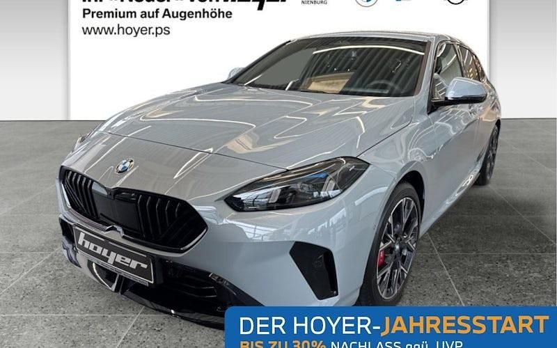Grau Neu 2025 BMW 120 Shadowline Kleinwagen | 39.990 € (Fairer Preis) - Bild 1/4