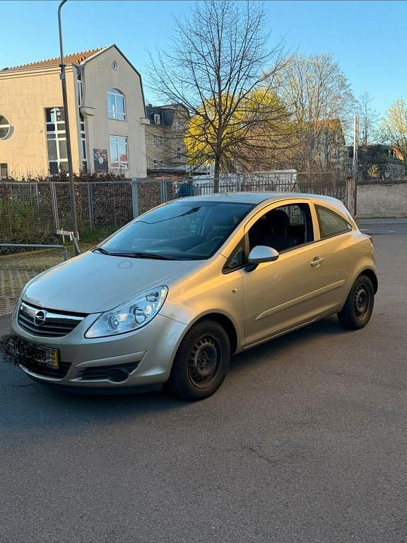 Gebraucht Opel Corsa 80 PS (58 kW) 2007 Gold Kleinwagen