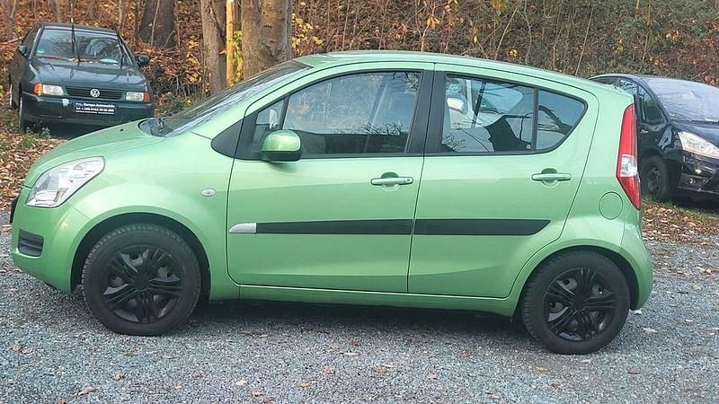 Gebraucht Suzuki Splash Basic 65 PS (47 kW) 2008 Kleinwagen