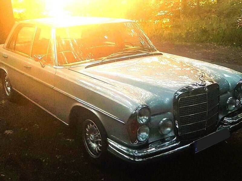 Silber Gebraucht 1972 Mercedes 300 Limousine | 89.750 € - Bild 1/4