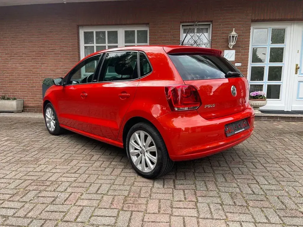 Gebraucht VW Polo Style 60 PS (44 kW) 2011 Rot Kleinwagen