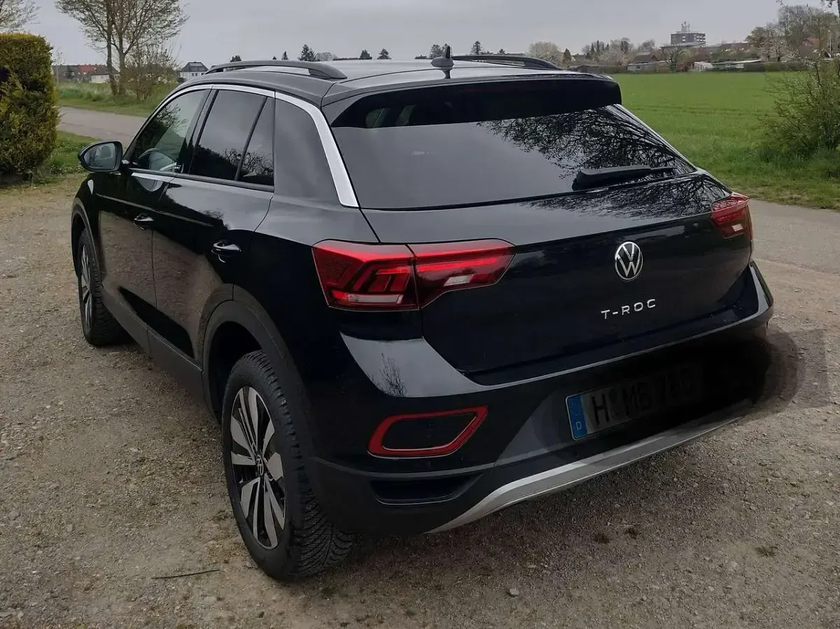 Gebraucht VW T-Roc 150 PS (110 kW) 2023 Schwarz SUV
