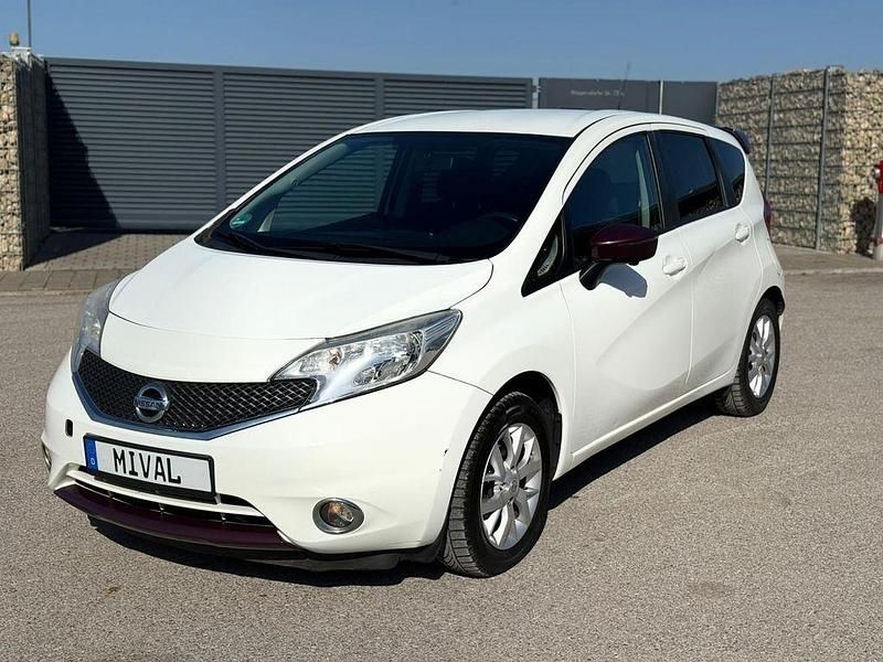 Gebraucht Nissan Note Acenta 80 PS (58 kW) 2014 Weiß Kleinwagen