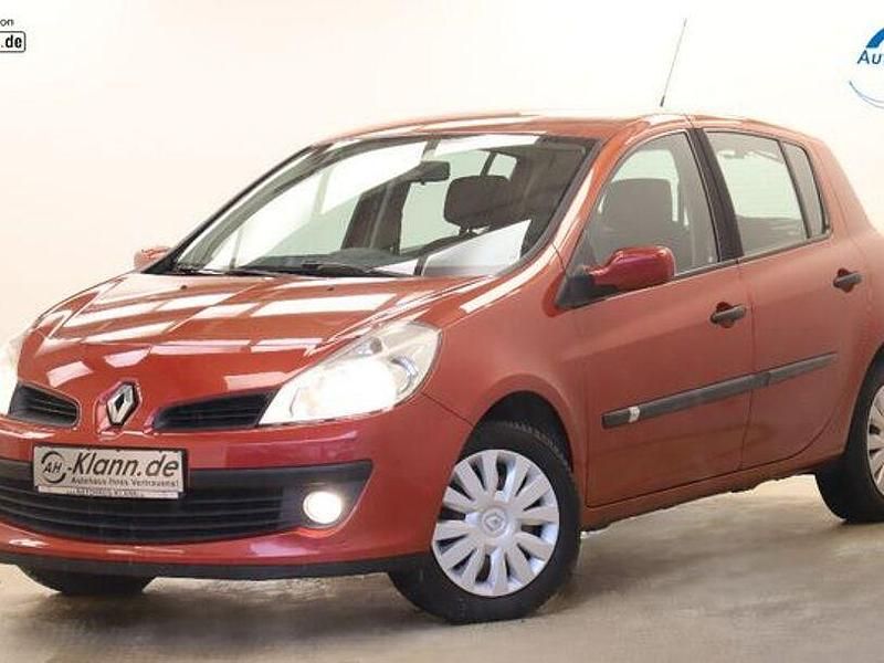 Gebraucht Renault Clio III Initiale 111 PS (81 kW) 2006 Rot Limousine