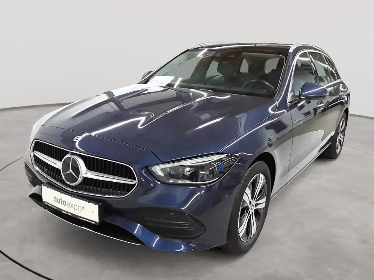 Gebraucht Mercedes C300e Avantgarde 204 PS (150 kW) 2023 Sodalithblau metallic Kombi