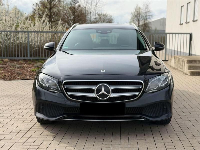 Usata Mercedes E220 194 CV (142 kW) 2017 Nero Station wagon