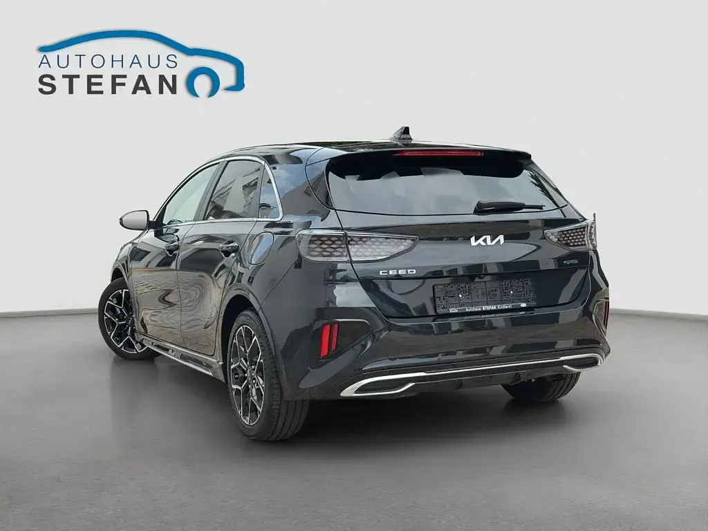 Gebraucht Kia Ceed GT GT-Line 136 PS (100 kW) 2024 Schwarz Limousine