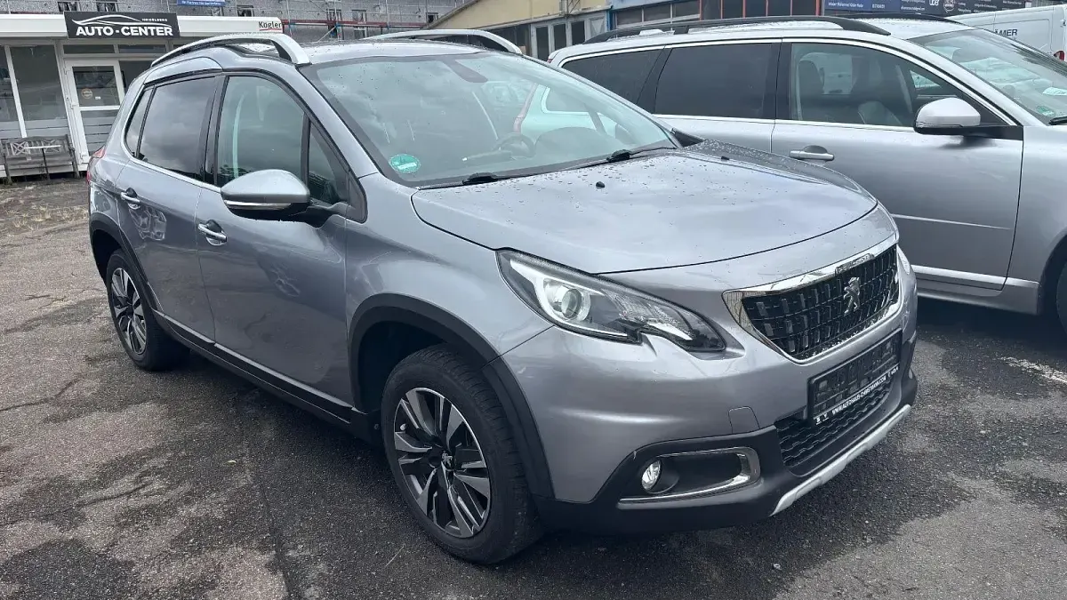 Gebraucht Peugeot 2008 Allure 110 PS (80 kW) 2018 SUV