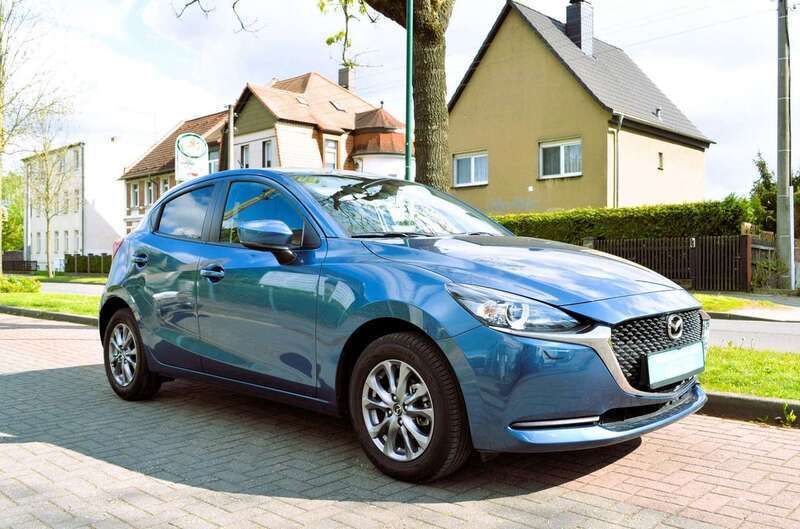 Eternal blue Gebraucht 2022 Mazda 2 Exclusive-Line Kleinwagen | 14.700 € (Superpreis) - Bild 1/4